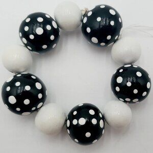 Made In The Philippines Beaded Black And White Polka dot Stretch Bracelet